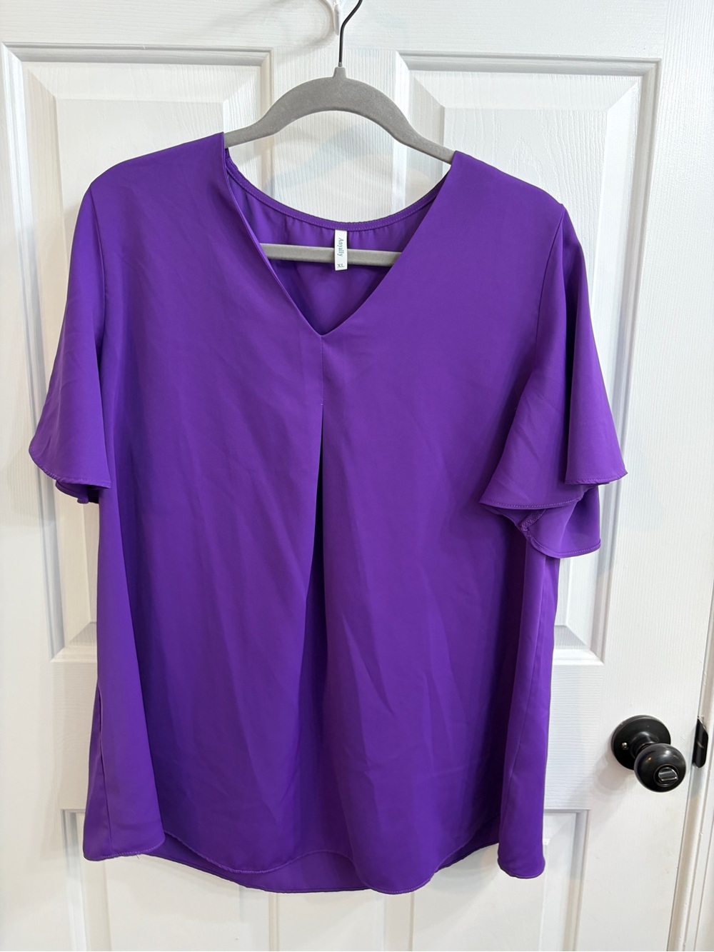 Women's Purple V-Neck Flutter Sleeve Top